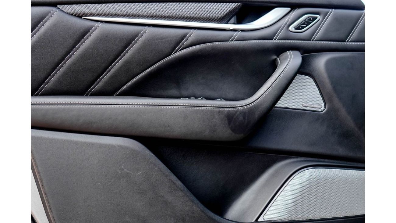 Maserati Levante Std