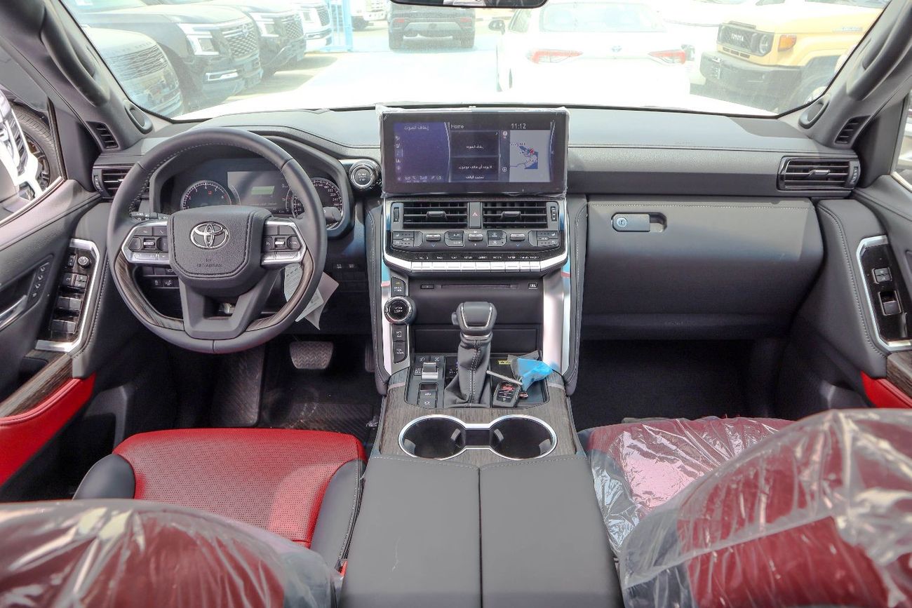 Toyota Land Cruiser VXR 3.5L Toyota Land Cruiser 300 Series (VJA300) VXR trim with the 3.5L