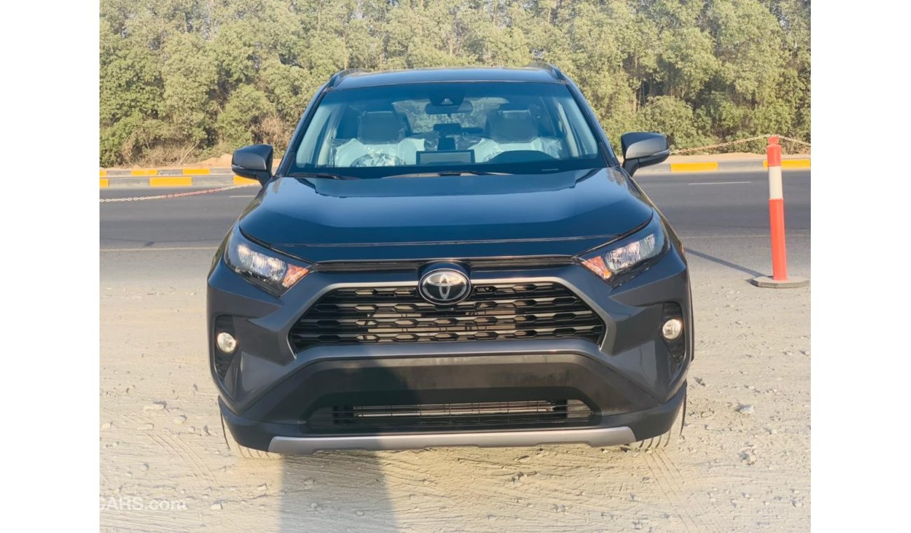 تويوتا راف ٤ 2019 LE 4WD For URGENT SALE