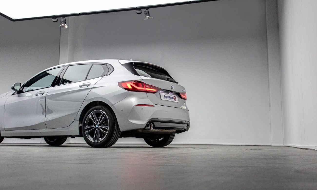 بي أم دبليو 120i Sport 2.0L