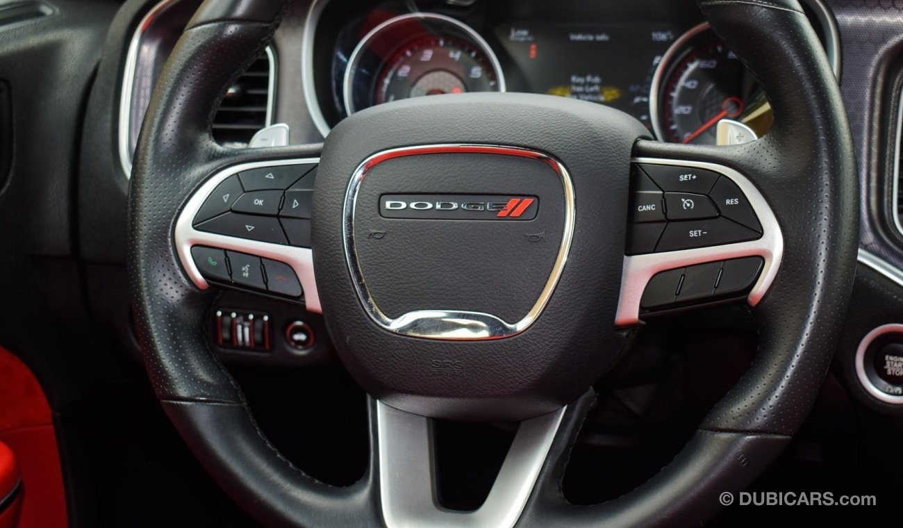 Dodge Charger R/T 5.7 HEMI
