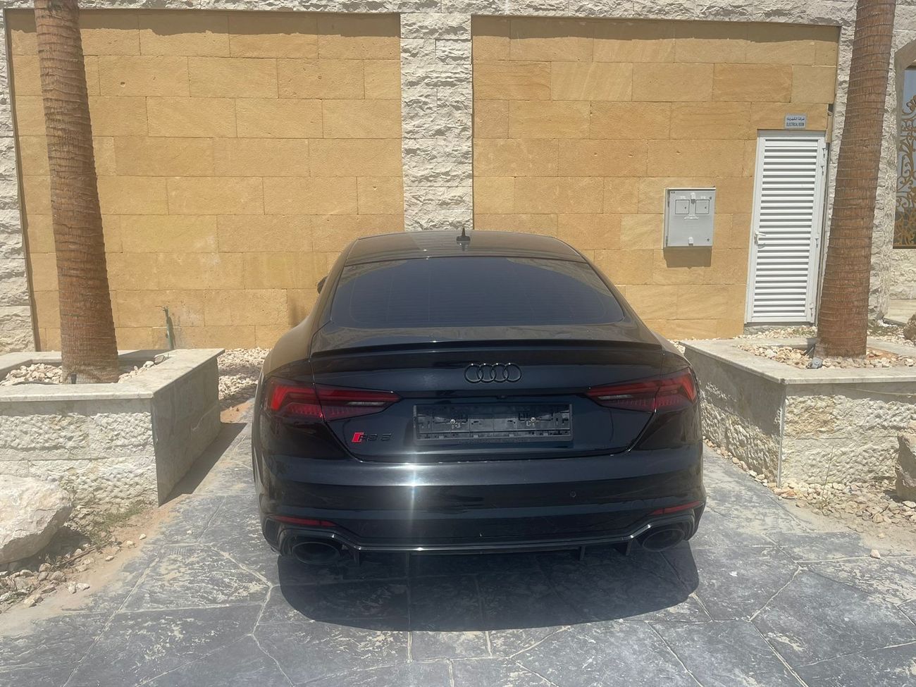 Audi RS5 TFSI quattro 2.9L