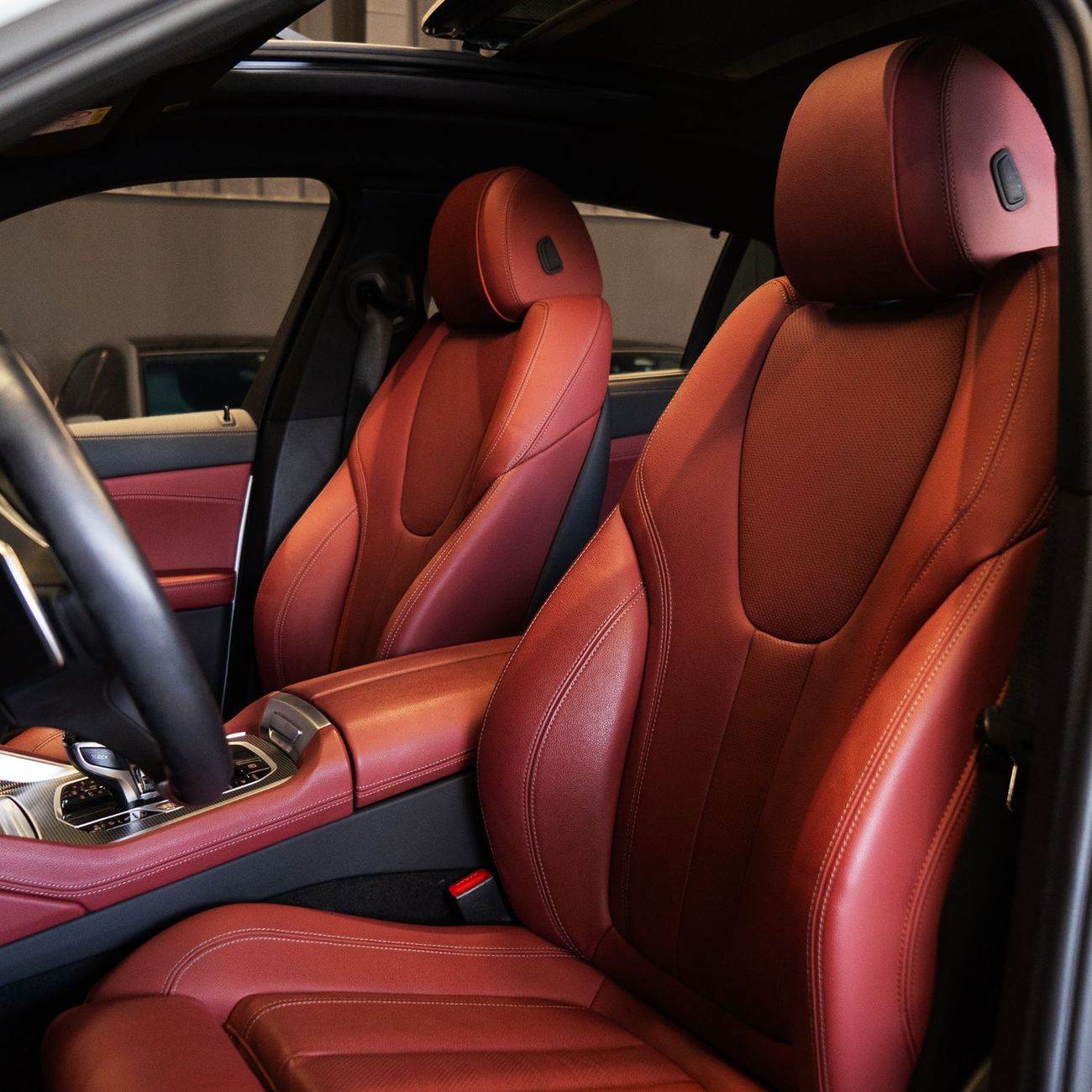 بي أم دبليو X6 xDrive40i Luxury M Sport Package 3.0L AED 4,599 pm • 0% Downpayment • X6 xDrive40i M Sport • Agency 