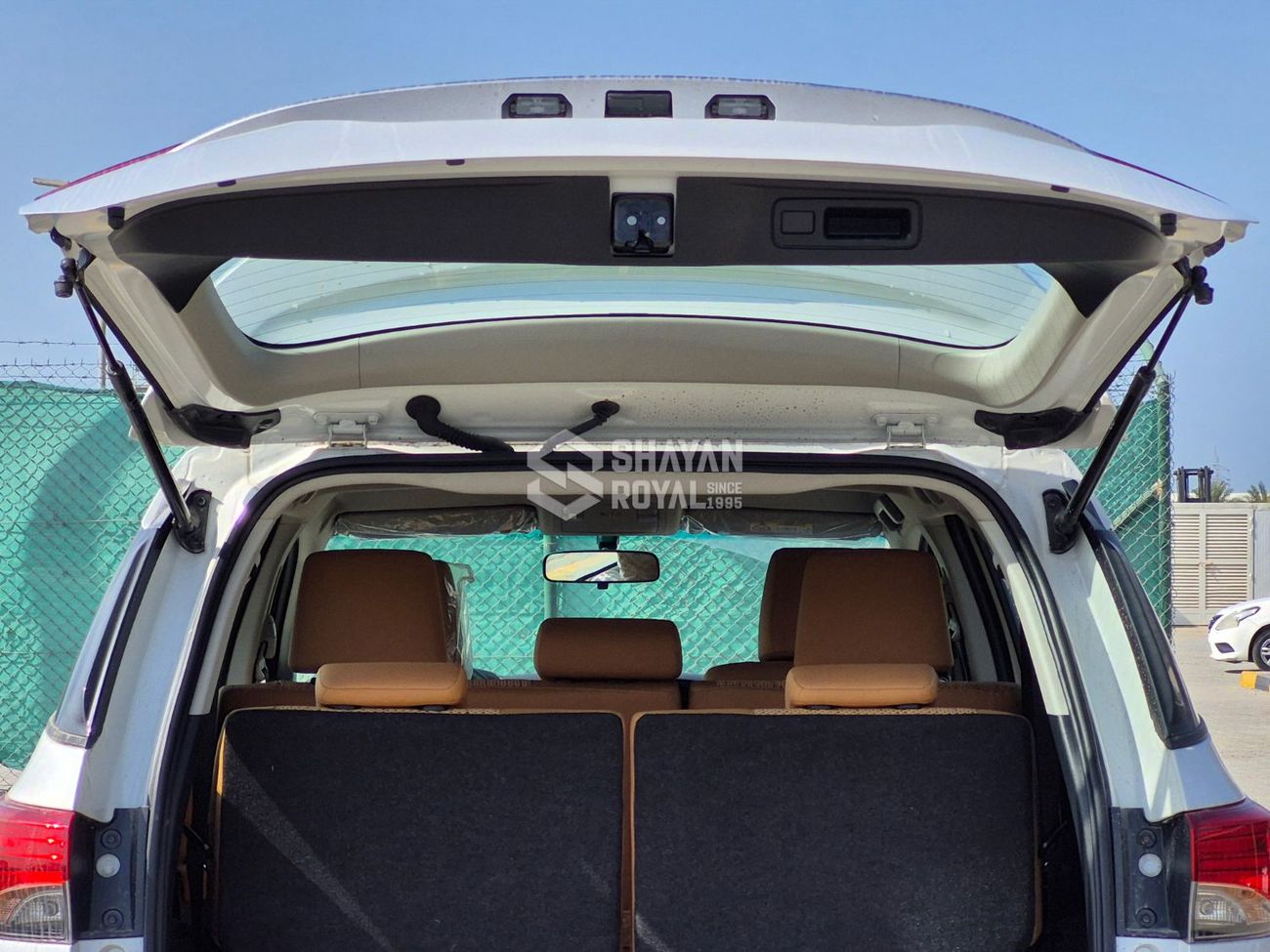 Toyota Fortuner 2.4L DIESEL STD 4WD AT 7-SEATS 2026MY ONLY FOR EXPORT