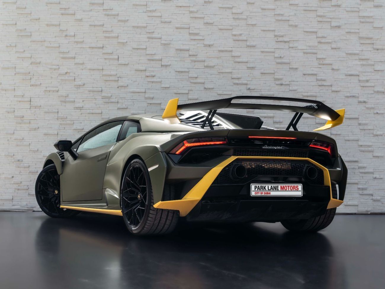 Lamborghini Huracan STO