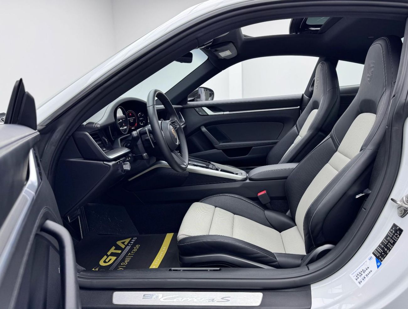 بورش 911 Carrera S 3.0L (445 HP) Coupe