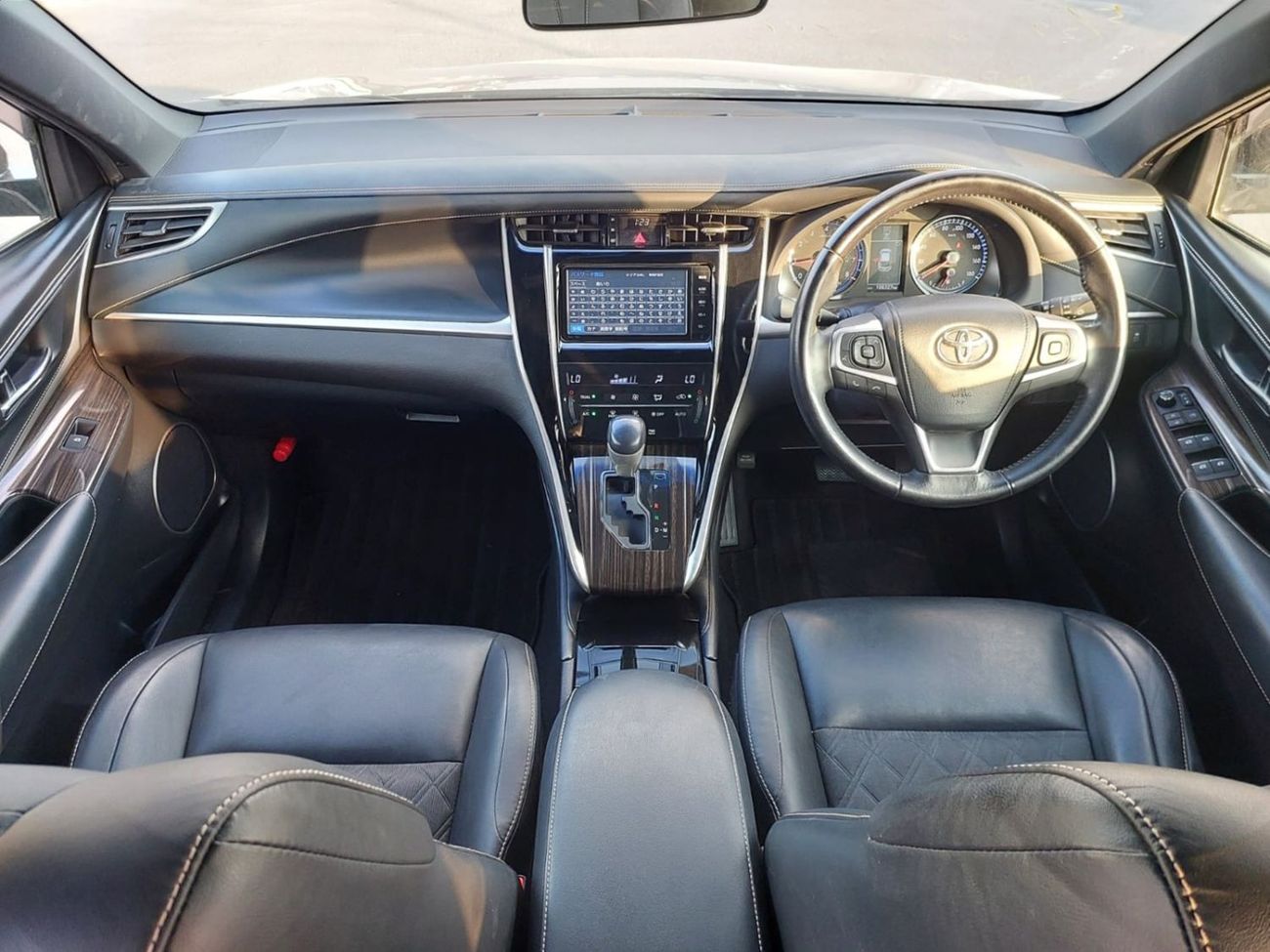 Toyota Harrier TOYOTA HARRIER SUV RHD 2016 MODEL 2.0 L PETROL AUTOMATIC(PM89761)