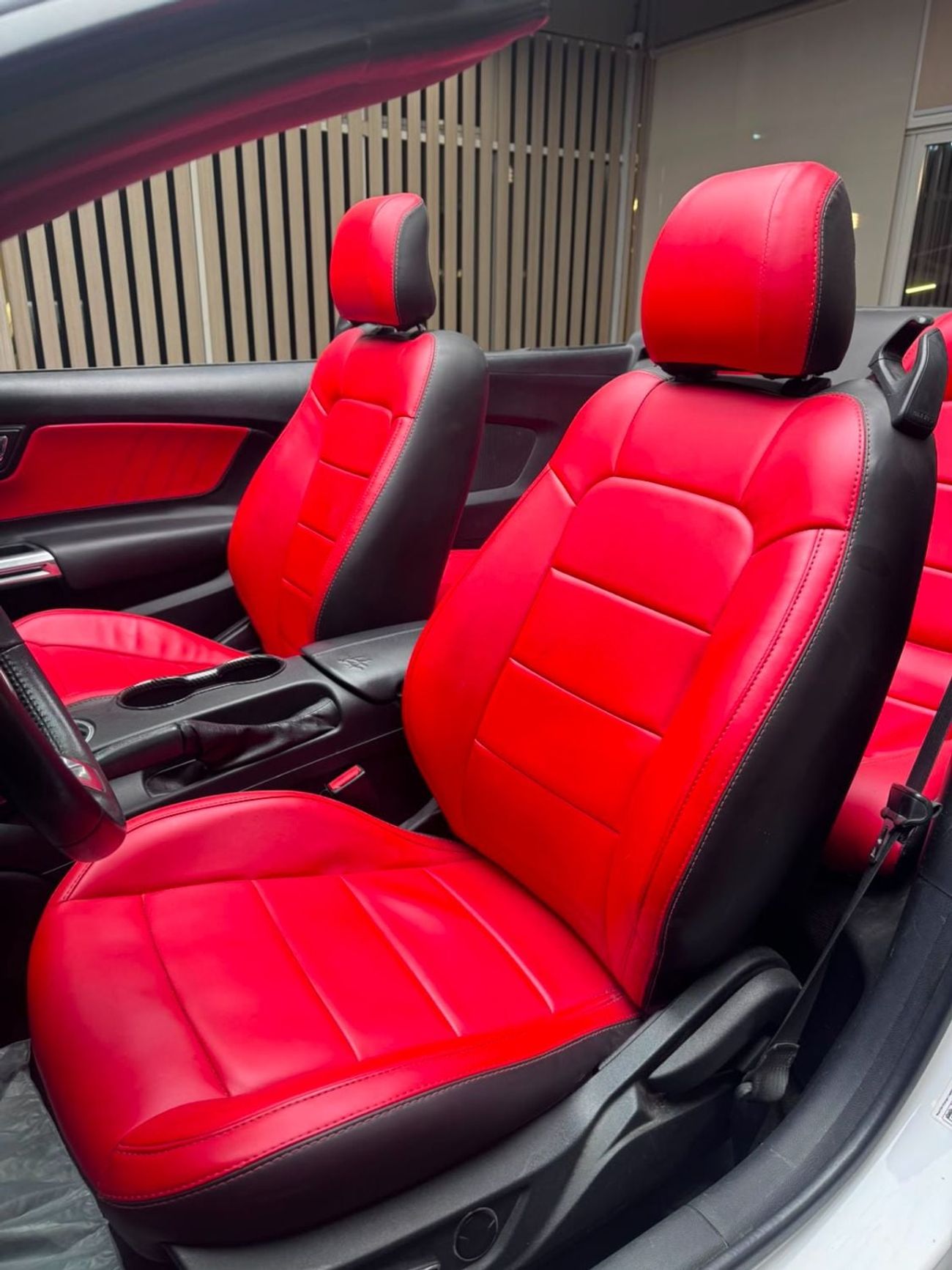 Ford Mustang PREMIUM