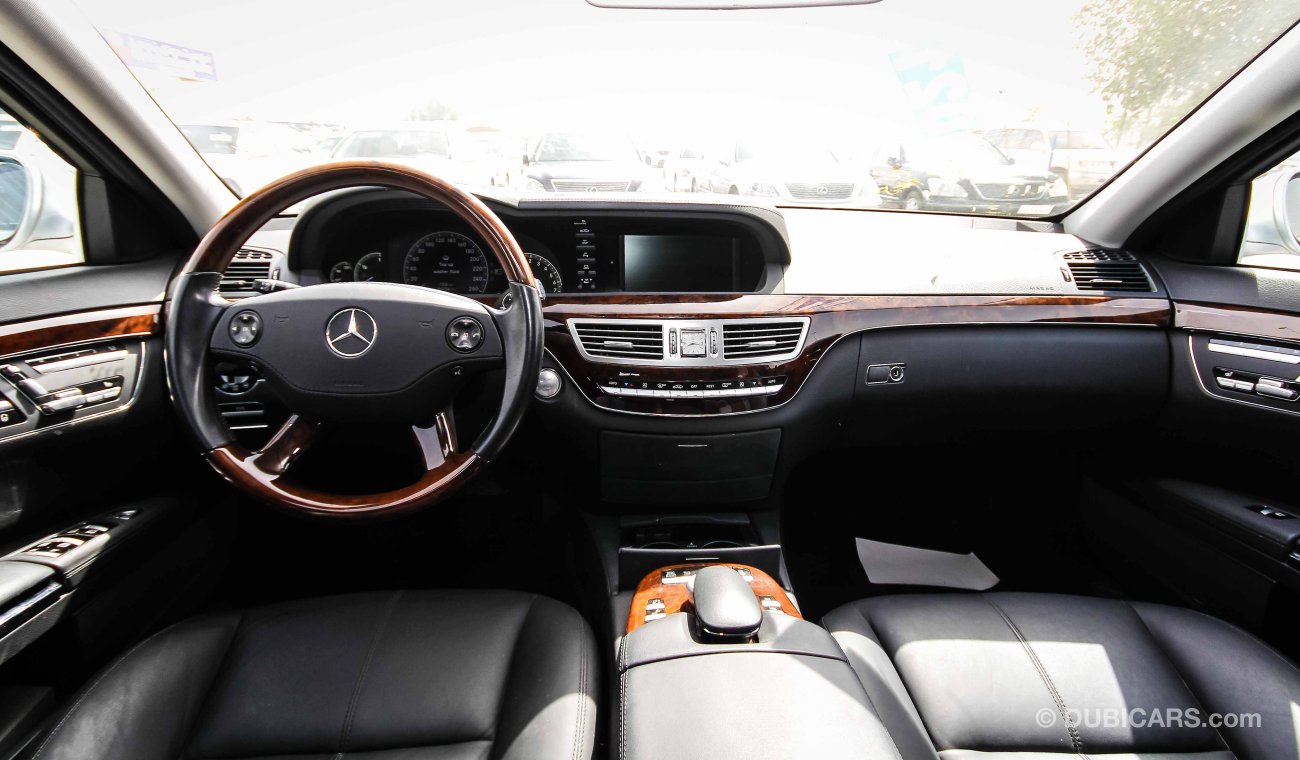 Mercedes-Benz S 550