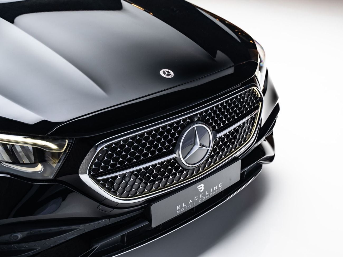 Mercedes Benz E200 STANDARD