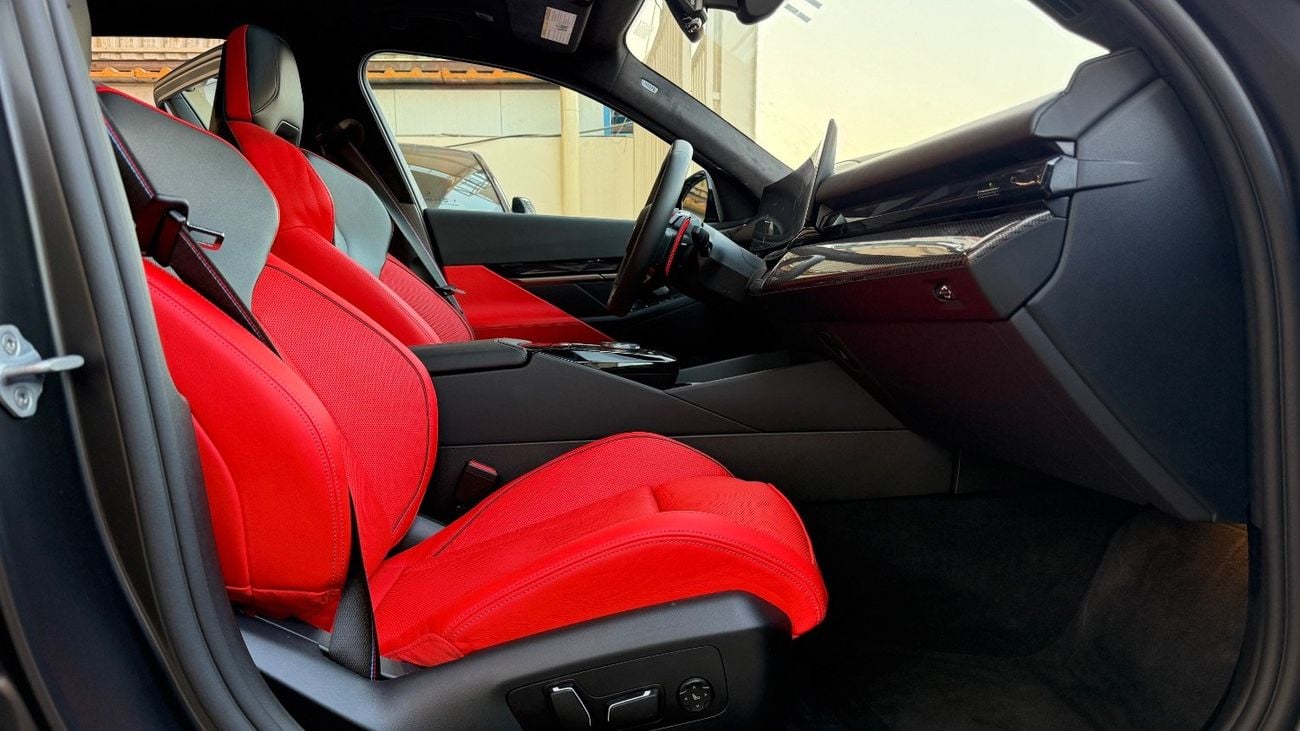 بي أم دبليو M5 ( M5 competition Touring  4.4 L ( 717 HP