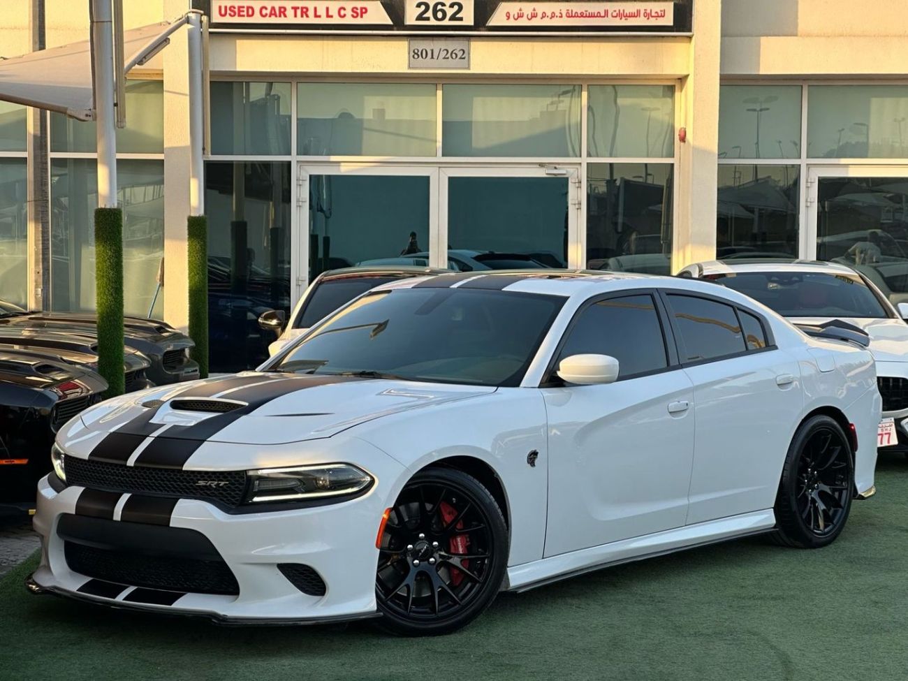 Dodge Charger SRT Hellcat 6.2L (717 HP)
