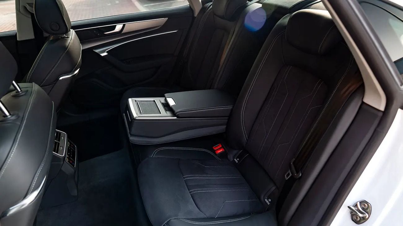 أودي A7 A7L S-line 45TFS 2.0L | Very Low Mileage