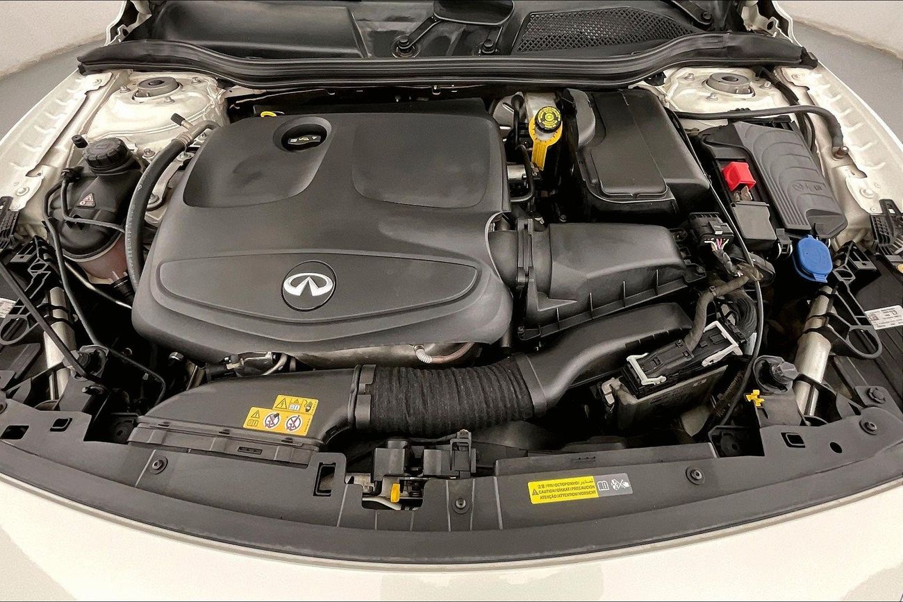 Infiniti QX30 Premium