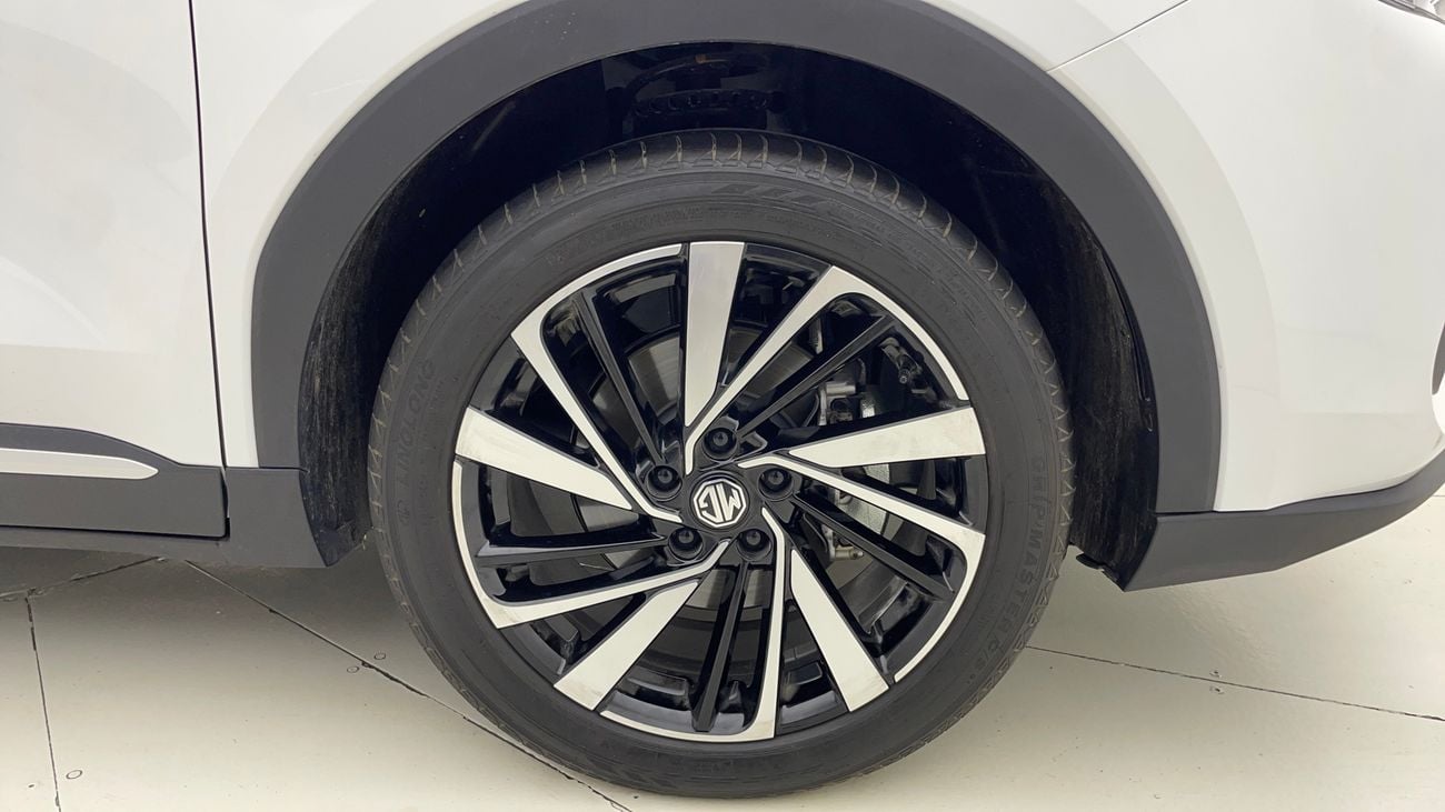 MG ZS Luxury 1.5L 2025 LUXURY | AED 895/Month | 20% DP | 30 Day Return | Warranty | Service History