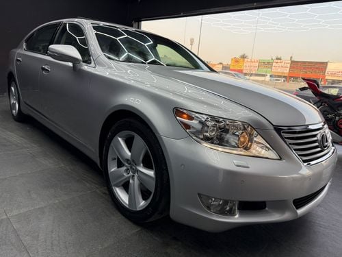 Lexus LS460