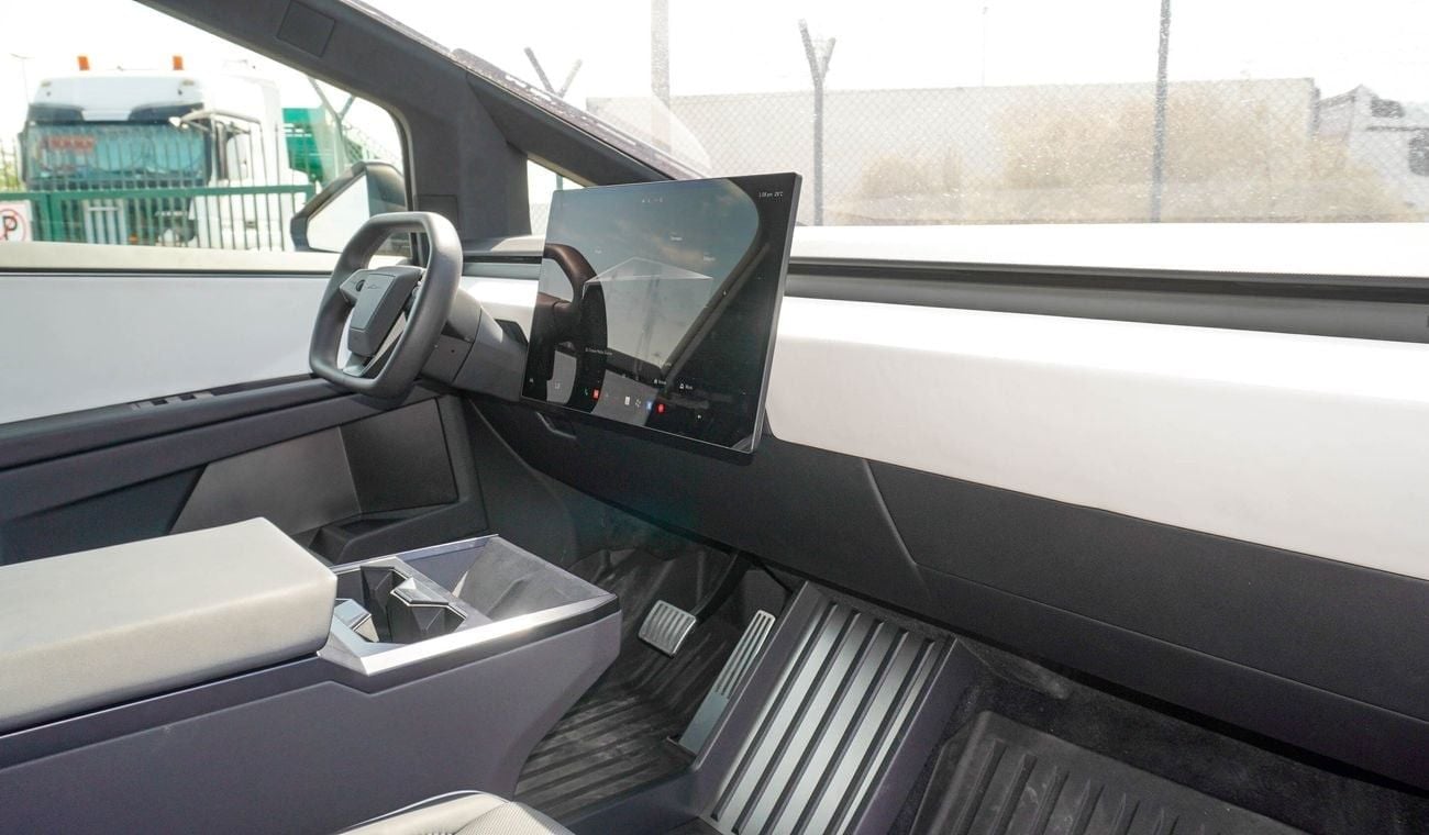 تسلا سايبرتراك FOUNDATION SERIES