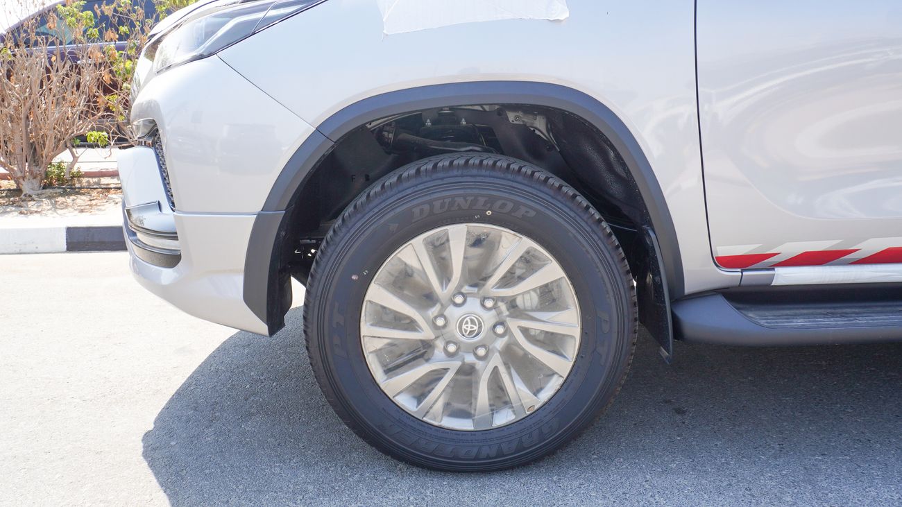Toyota Fortuner SR5 4.0L V6