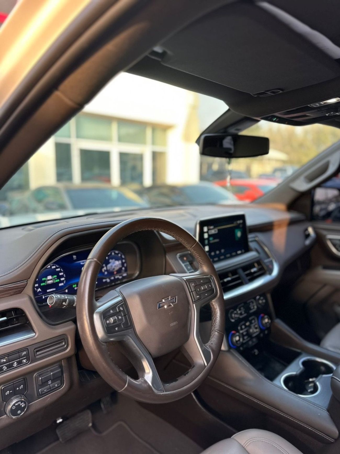 Chevrolet Tahoe Z71 6.2L CHEVROLET TAHOE Z71 GCC 2022  Full Service history ( Under Warranty ) Original Paint full o