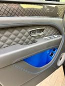 Bentley Bentayga | FULL BLACK EDITION | BENTLEY DUBAI WARRANTY