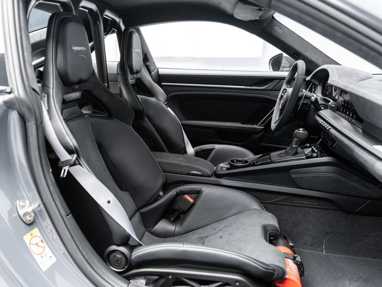 بورش 911 GT3 BUY NOW, PAY 2027 | THE BLACKLINE STANDARD | Weissach, PCCB, Magnesium Wheels, 2028 Porsche Warranty