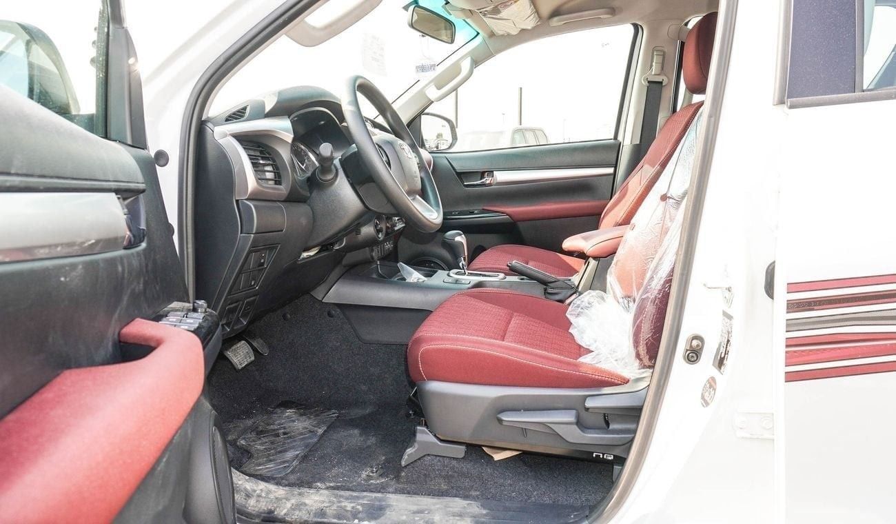 تويوتا هيلوكس S-GLX SR5. 2.7L A/T. 4WD