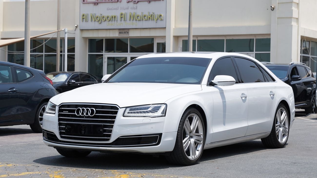 أودي A8