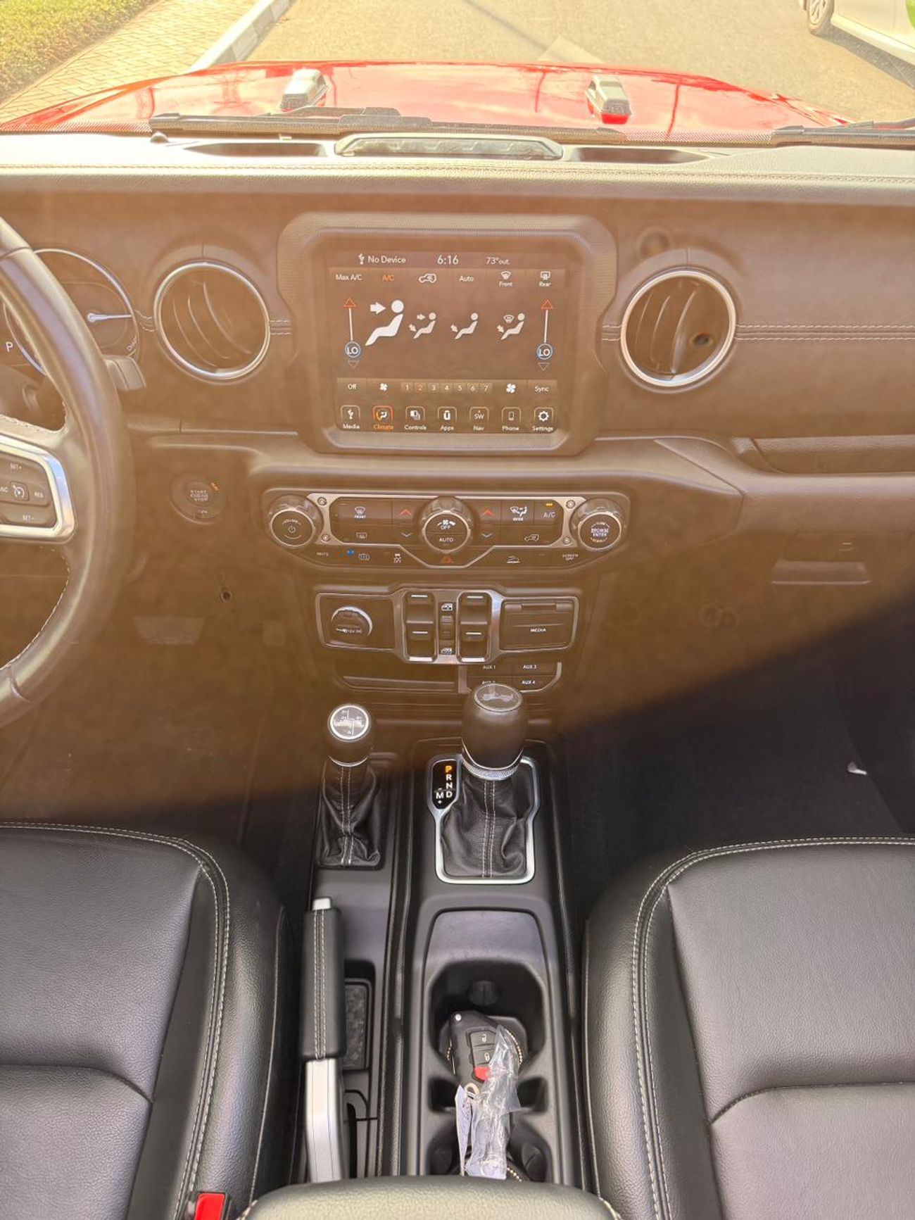 جيب رانجلر Unlimited Sahara 2.0L A/T