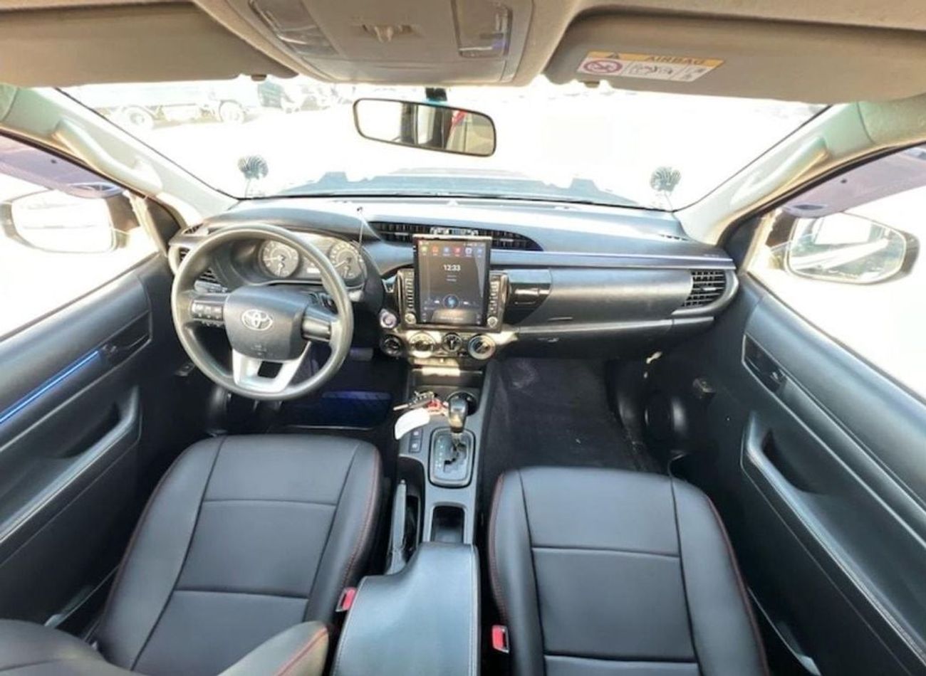 تويوتا هيلوكس Toyota Hilux pickup 2019 facelifted 2023 V4 2.8 Diesel Automatic left hand drive