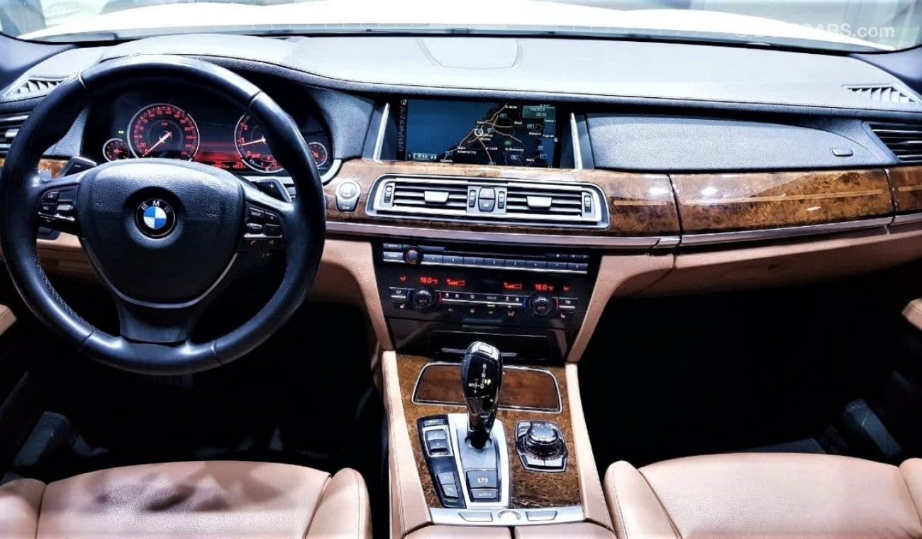 بي أم دبليو 750 BMW 750LI V8 4.4L 2013 MODEL GCC CAR IN VERY GOOD CONDITION