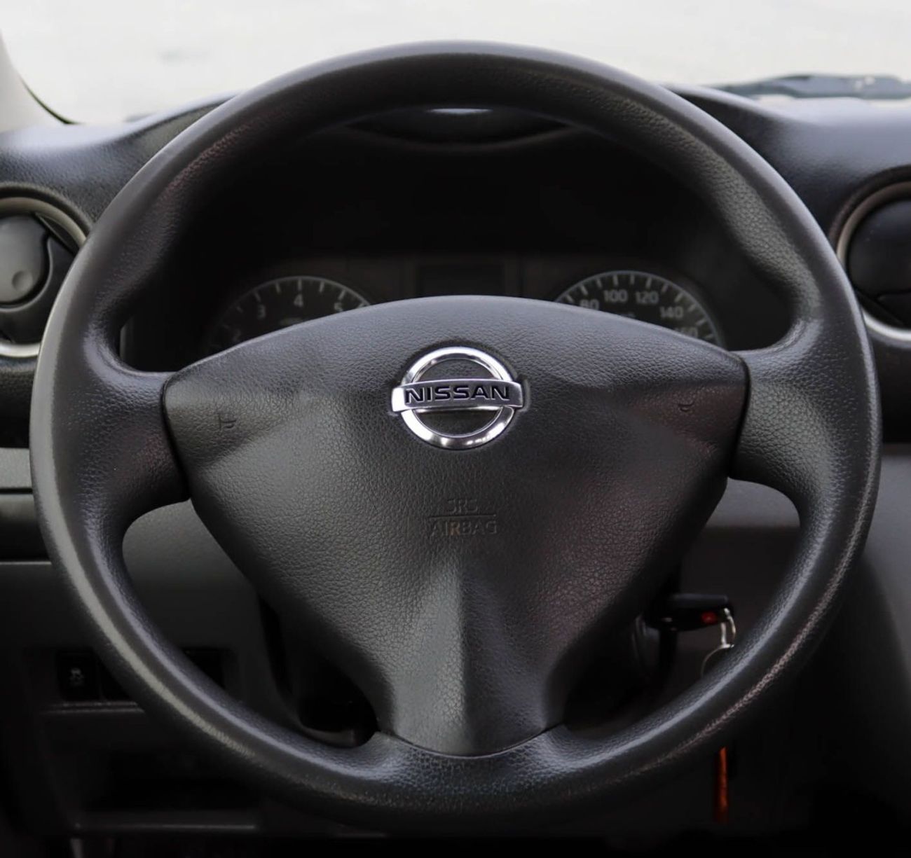 Nissan Urvan Std 2.5L (14 Seater) Nissan Urvan 2.5L 2020 GCC Original Paint accident-free in excellent condition,