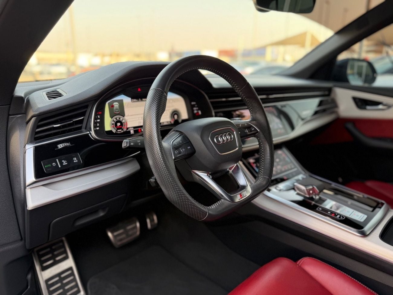 Audi Q8 55 TFSI S-LINE LUXURY