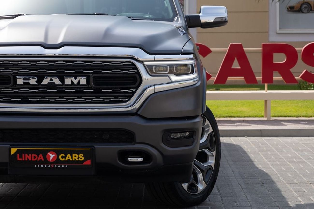 RAM 1500 Limited Crew Cab 5.7L