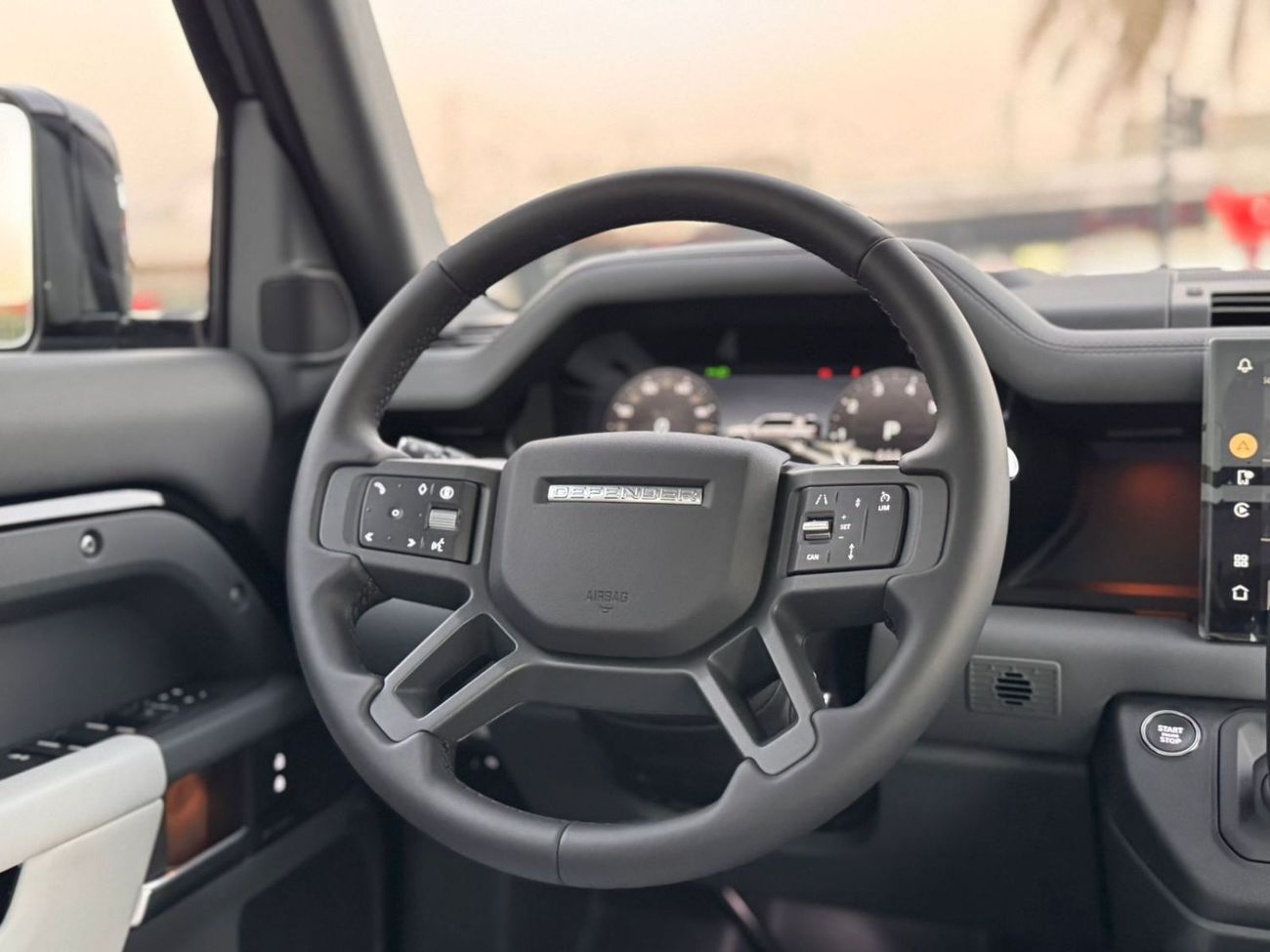 Land Rover Defender P400 110 X-Dynamic HSE 3.0L (5 Seater)