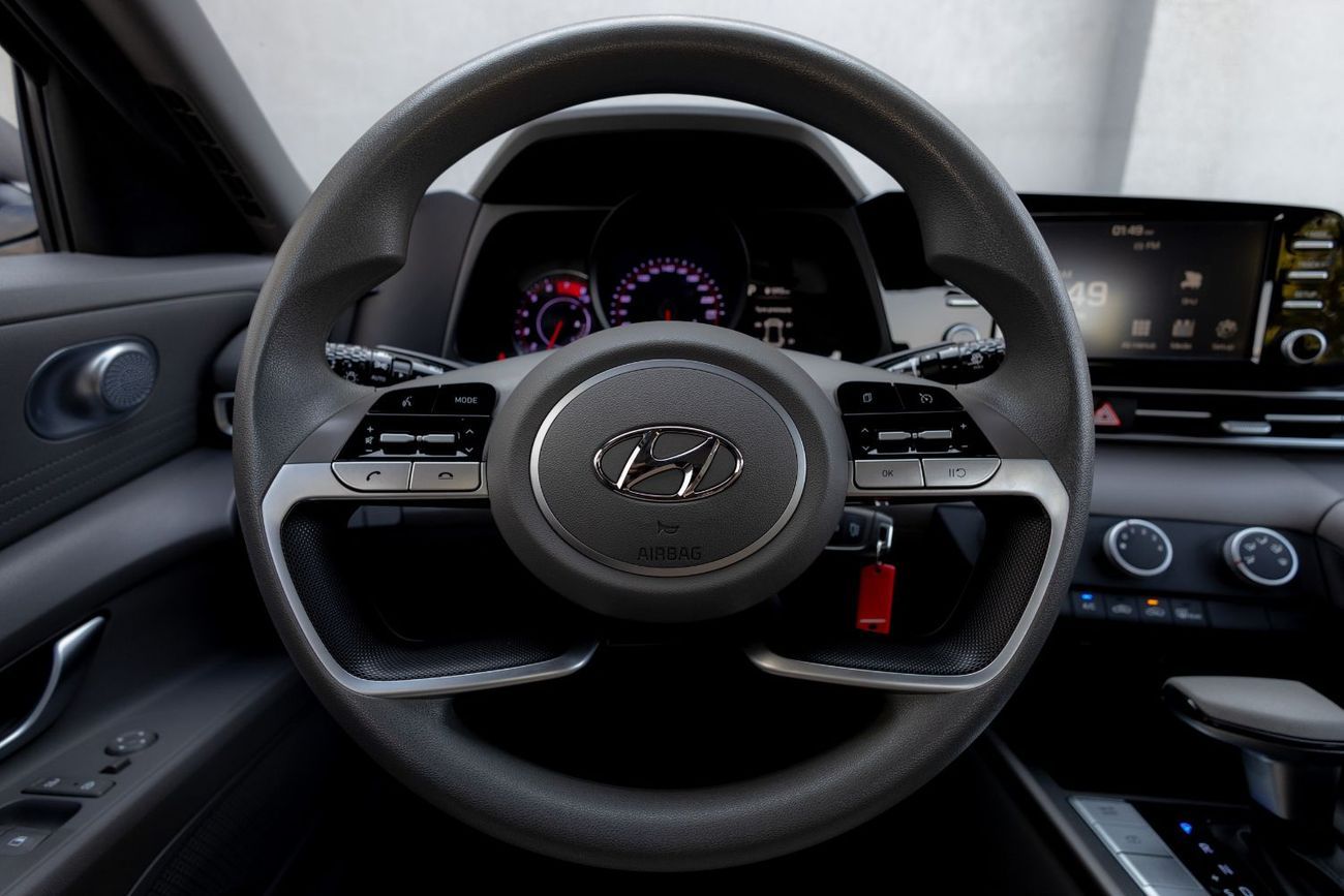 Hyundai Elantra Smart 1.6L