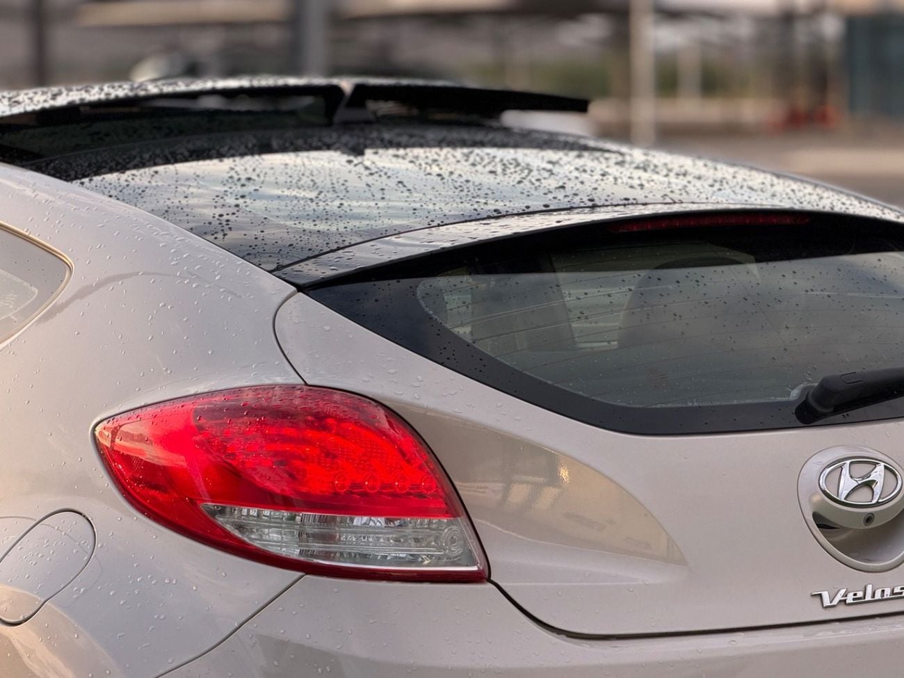 هيونداي فيلوستر Hyundai Veloster 1.6L / GCC / 2016 / Free Accident Original Paint