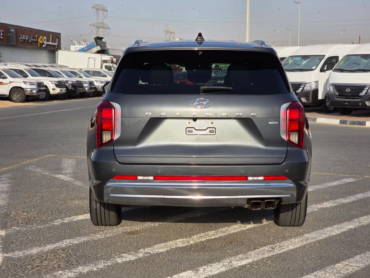 Hyundai Palisade CALLIGRAPHY two sunroof , 4x4 , 360 camera and auto parking sensors
