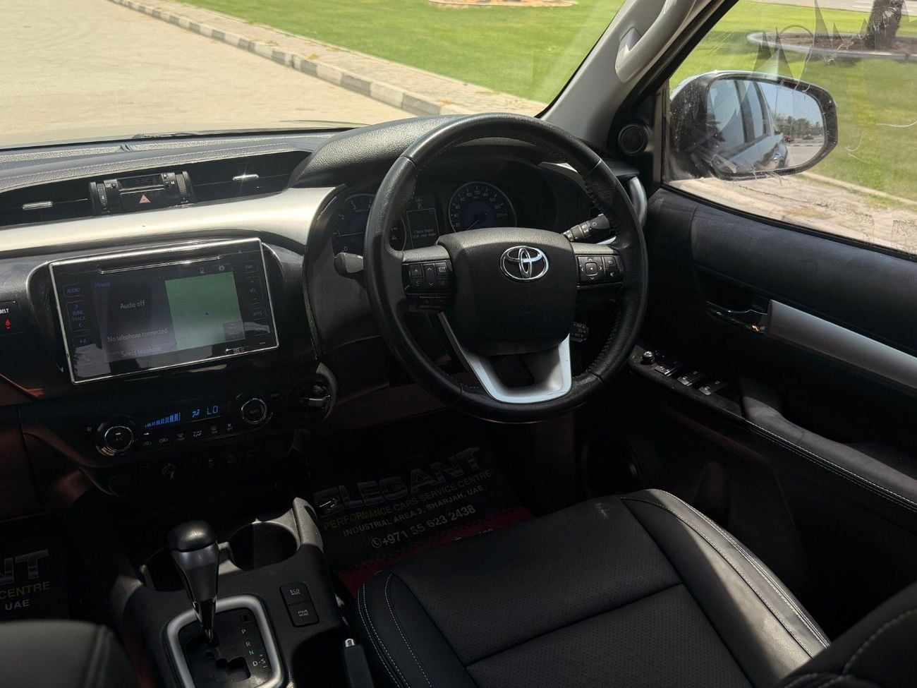 Toyota Hilux SR5