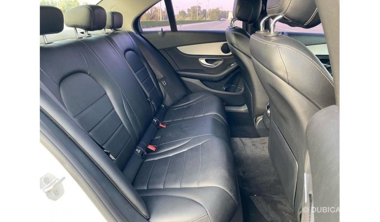 Mercedes-Benz C 200 2016 Mercedes-Benz C 200 Std (W205), 4dr Sedan, 1.8L 4cyl Petrol, Automatic, Rear Wheel Drive