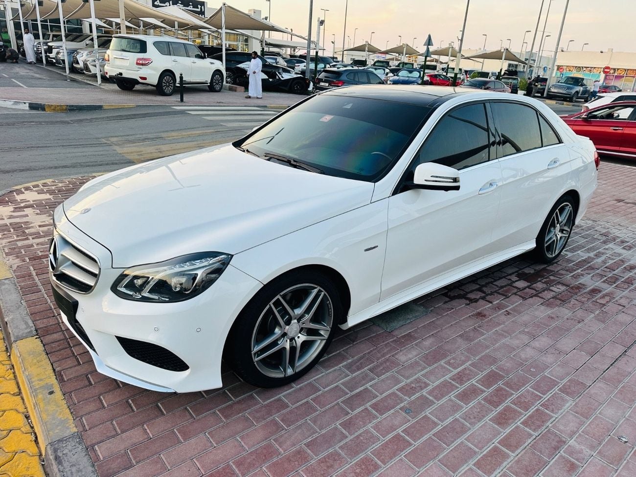 مرسيدس بنز E300
