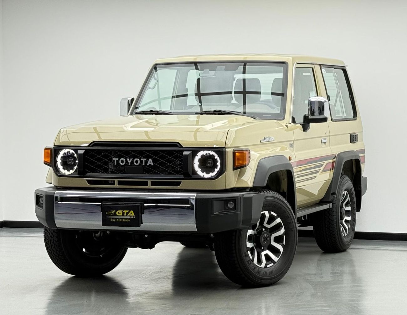 非売品 TOYOTA 70th Annniversary Storybook Toyota surprises with