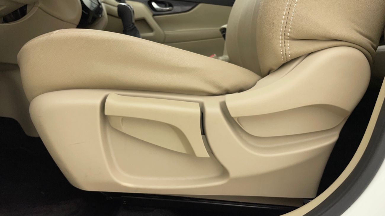 نيسان إكس تريل S 2.5 | بدون دفعة مقدمة | اختبار قيادة مجاني للمنزل