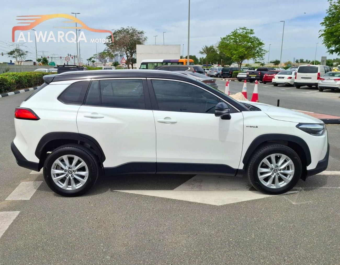 تويوتا كورولا كروس 1.8L GLI (HEV)