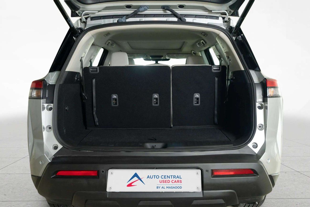 Nissan Pathfinder SV 3.5L AWD (7 Seater) SV 3.5