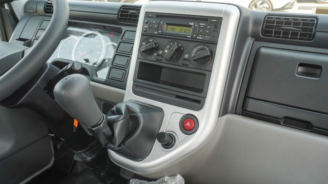 ميتسوبيشي كانتر فان Brand New Mitsubishi Fuso Canter 2026 4.2L M/T |White/Black|CANTERCHASSIS-170-ABS-2T| FOR EXPORT