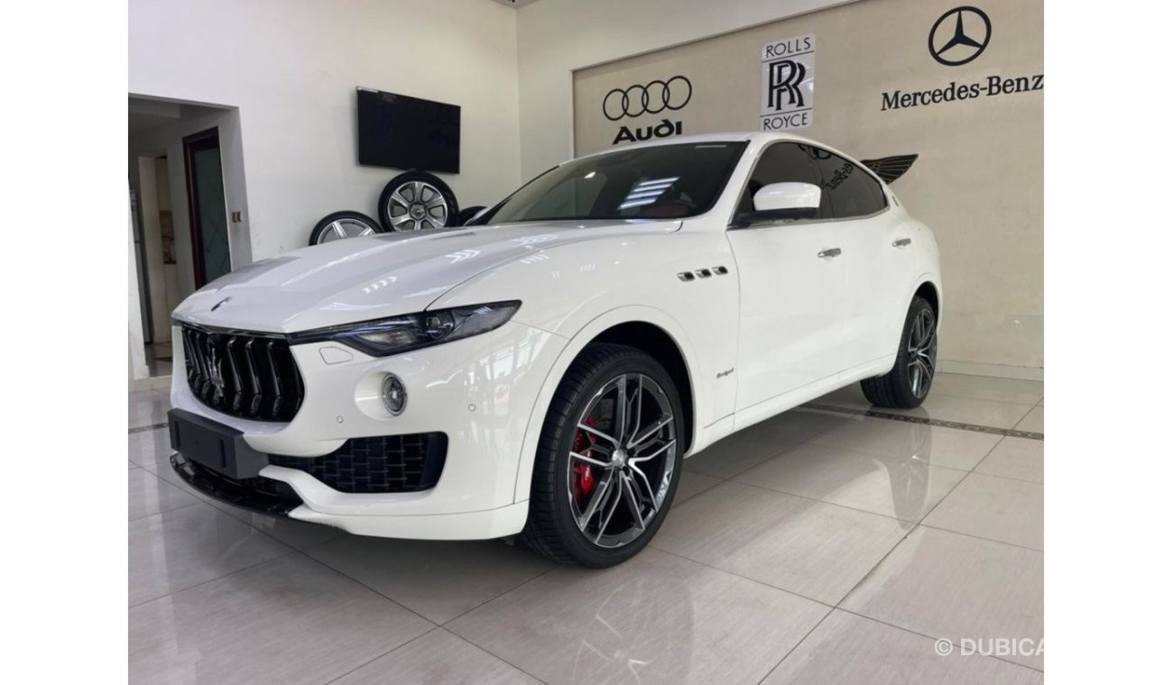 Maserati Levante MAERATI LEVANTE