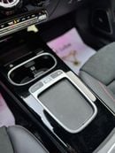 Mercedes Benz CLA250