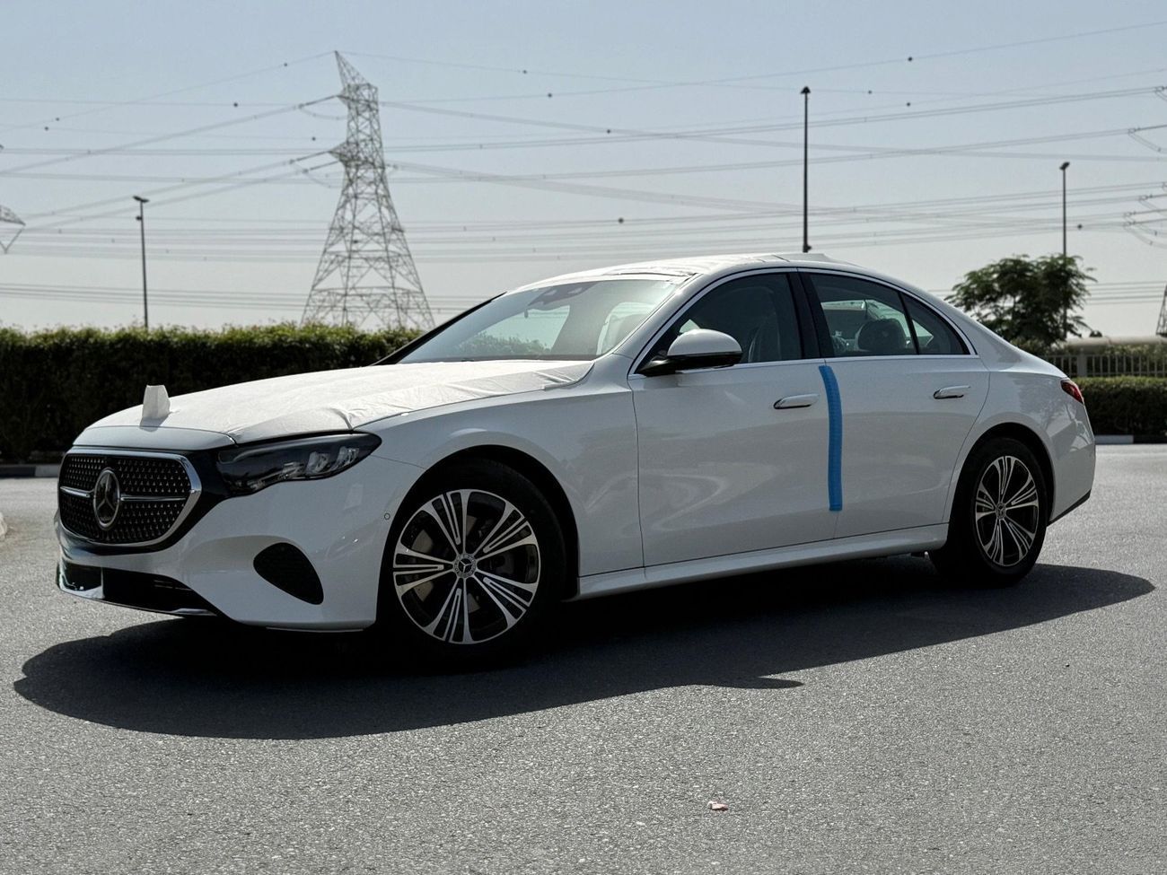 مرسيدس بنز E200