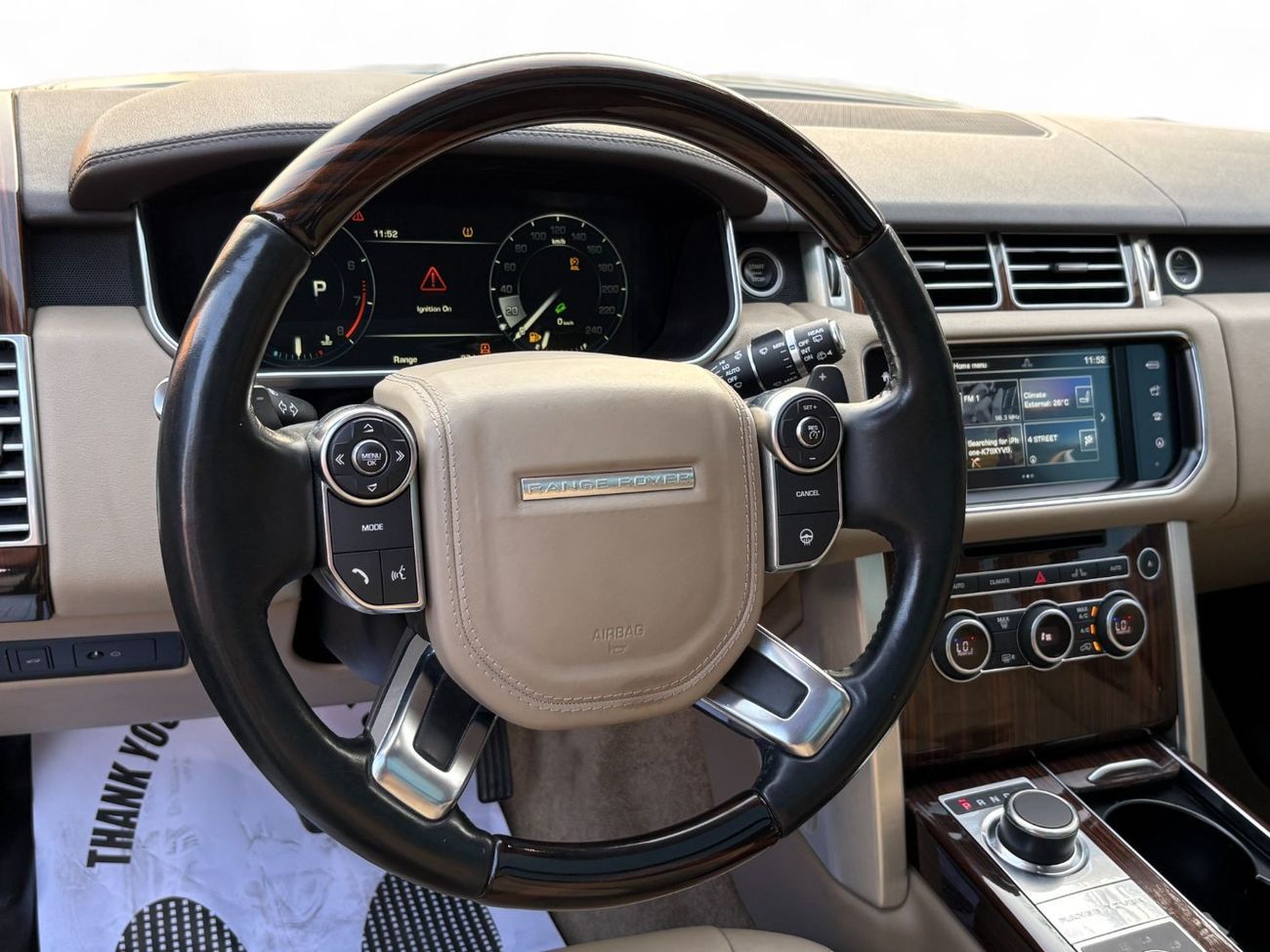 Land Rover Range Rover Vogue 5.0L Vogue HSE 5.0L V8 | 2016 | GCC SPECS | 3 Months Warranty Included