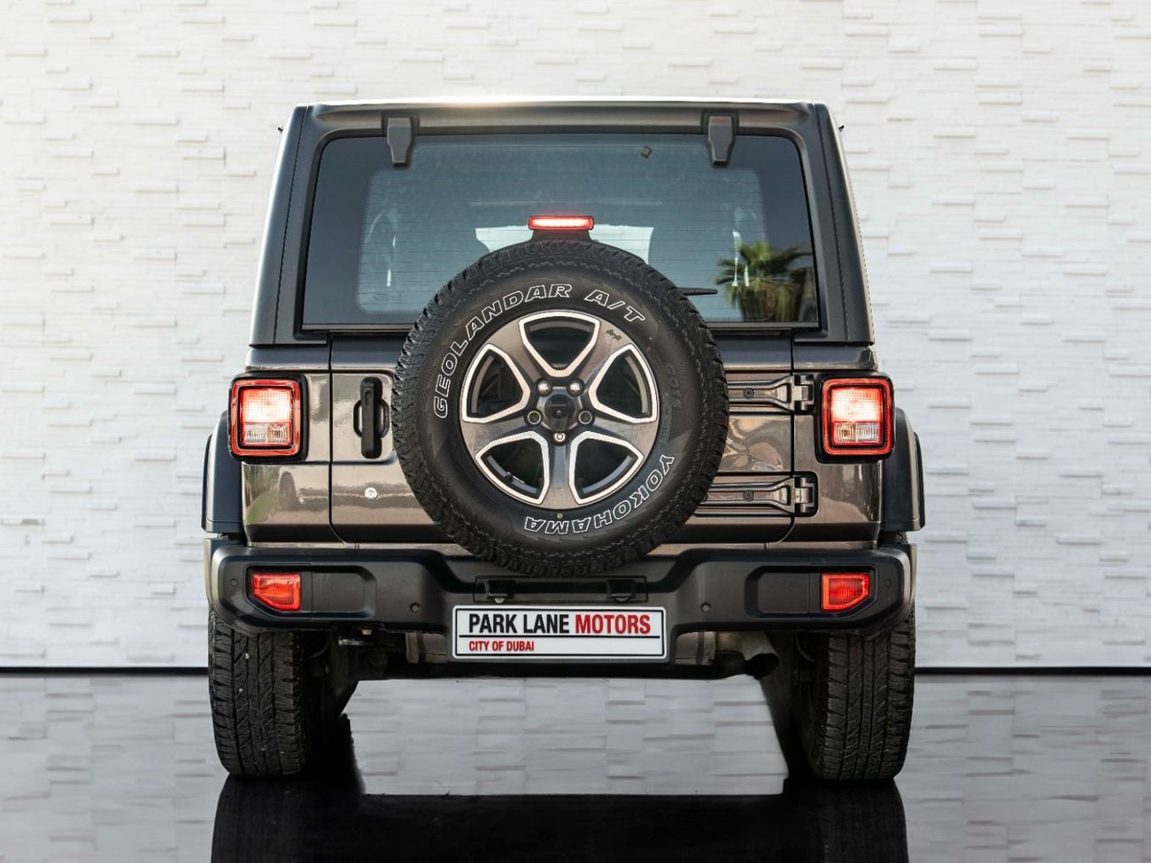 Jeep Wrangler Unlimited Sport 3.6L A/T